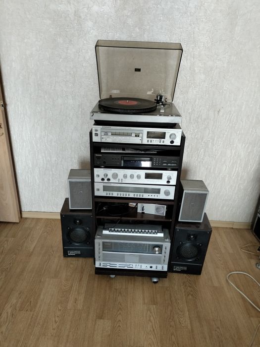 Продам усилитель радио магнитофон, проигрыватель, колонки