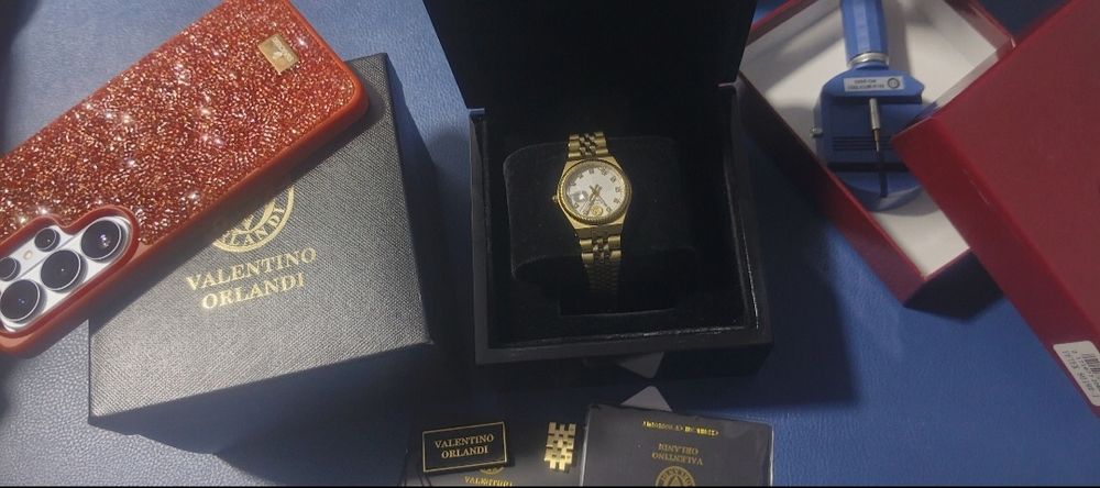 Продам часы Valentine Orlando оригинал