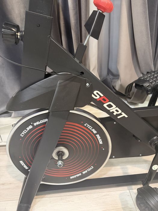 Велотренажер горизонтальный