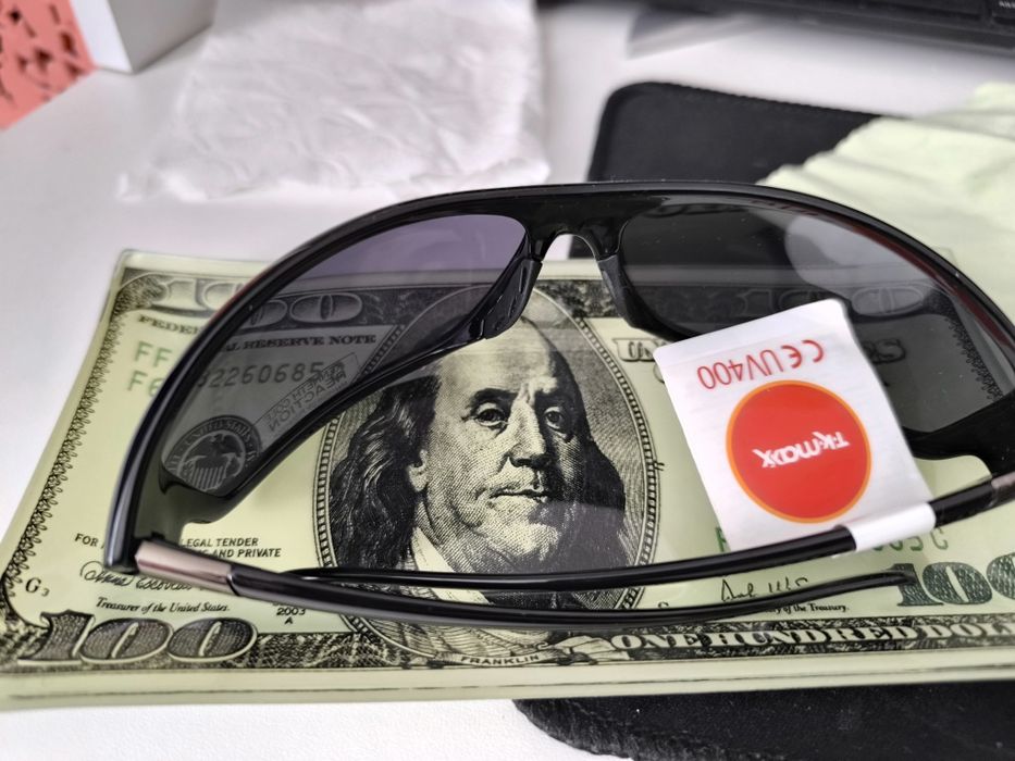 Очки kenneth cole reaction