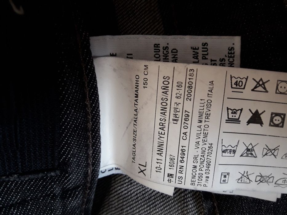 Продаю джинсы  новые