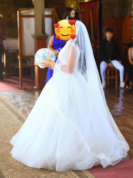 Vand rochie mireasa