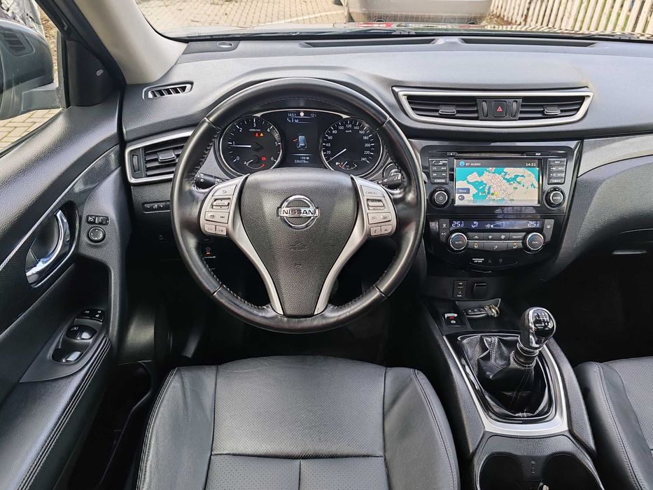 Nissan Xtrail Tekna DCi NaviPieleXenonCmr360InczScauneKeyLesGoCarlig