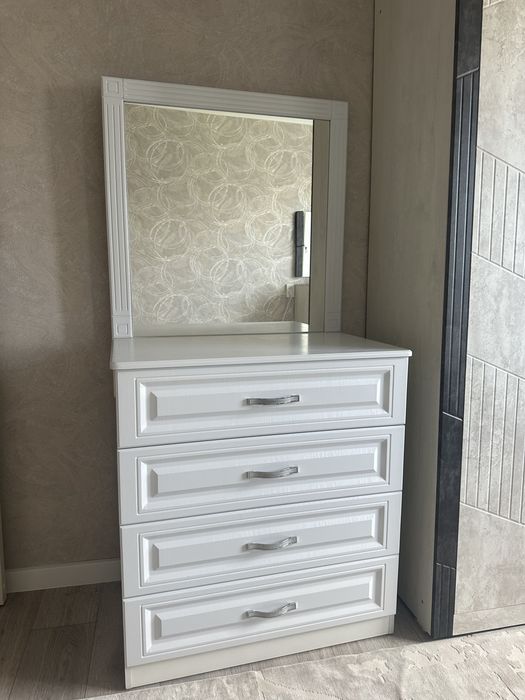 Продам новый комод