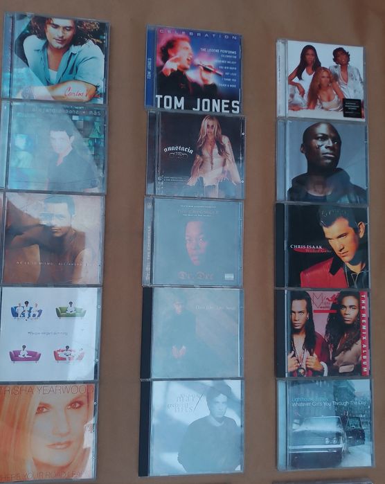 Lot cd uri originale în stare foarte buna
