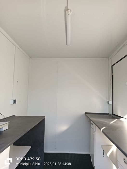 Remorca/rulota tip fast-food