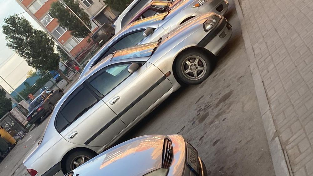 Продам авенсис 1999года