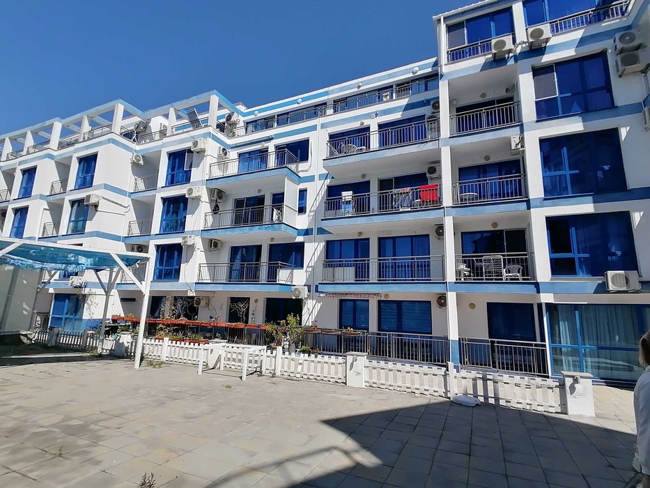 Студио в комплекс Блу бей Поморие