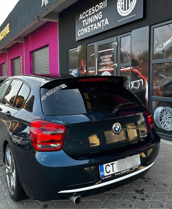 Eleron Haion - BMW Seria 1 F20 Negru Lucios