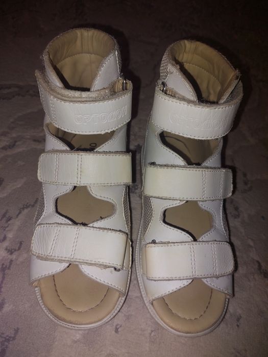 Продам ортопедические сандали