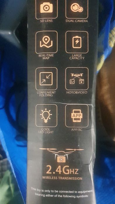 Drona E99 noua cu telecomanda si acumulator