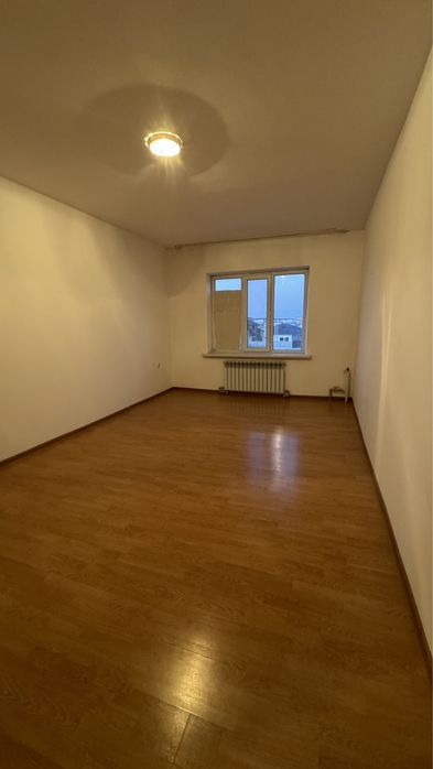 Горот. Тараз.  Сулейманова270. 3этаж 2 бөлмелі пәтер