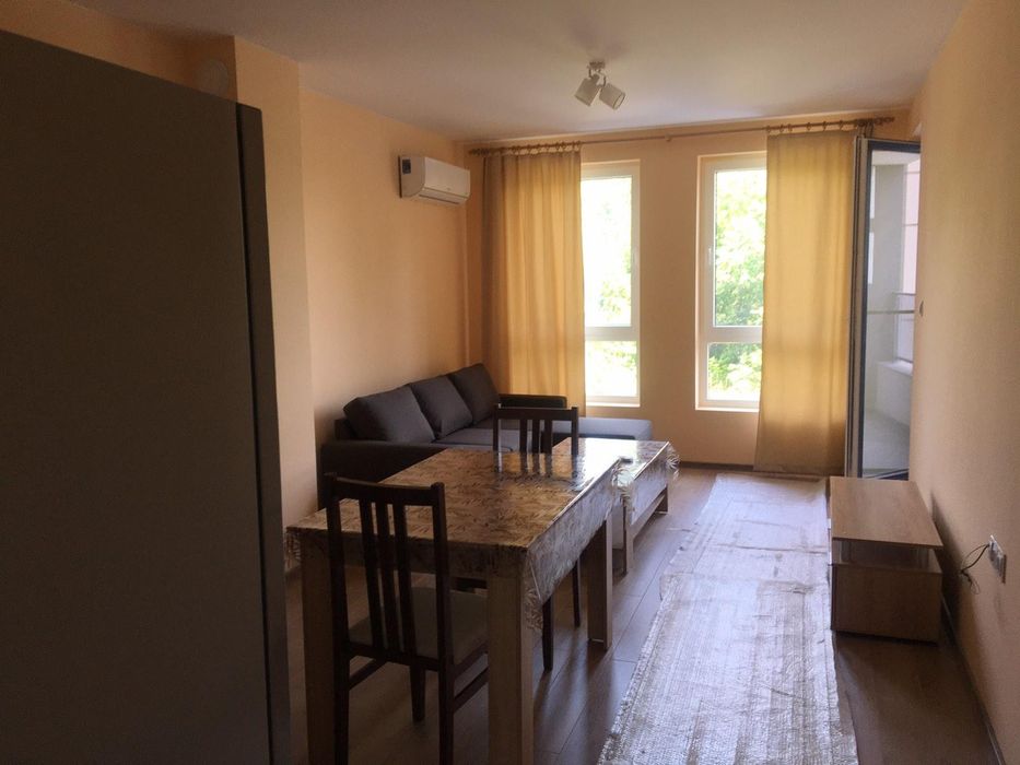 Дава се под наем Двустаен апартамент в Пловдив, Тракия - 70 кв.м за 498.27 € - Снимка #2