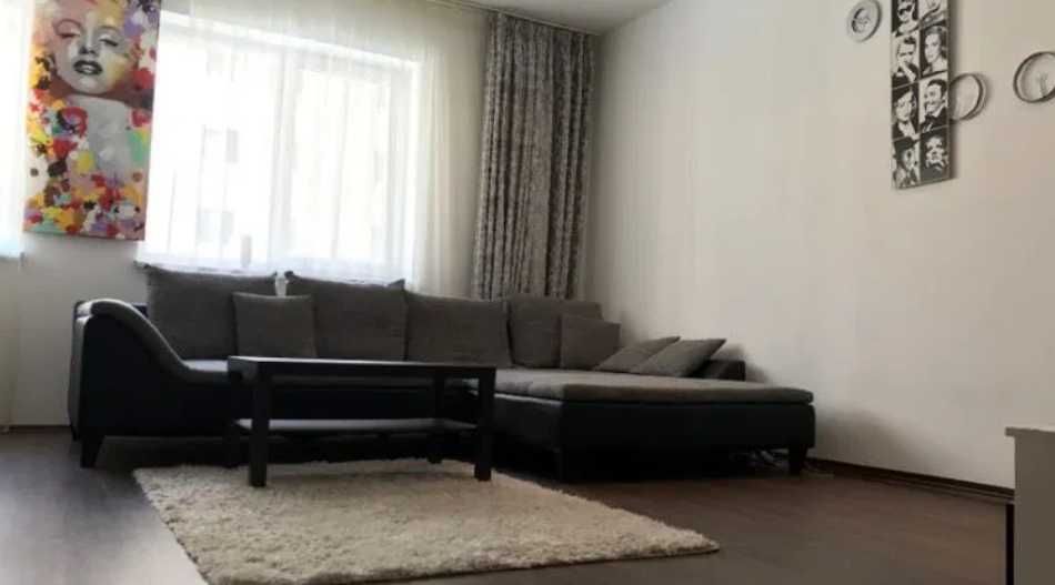 Дава се под наем Двустаен апартамент в Пловдив, Кършияка - 52 кв.м за 357 € - Снимка #1