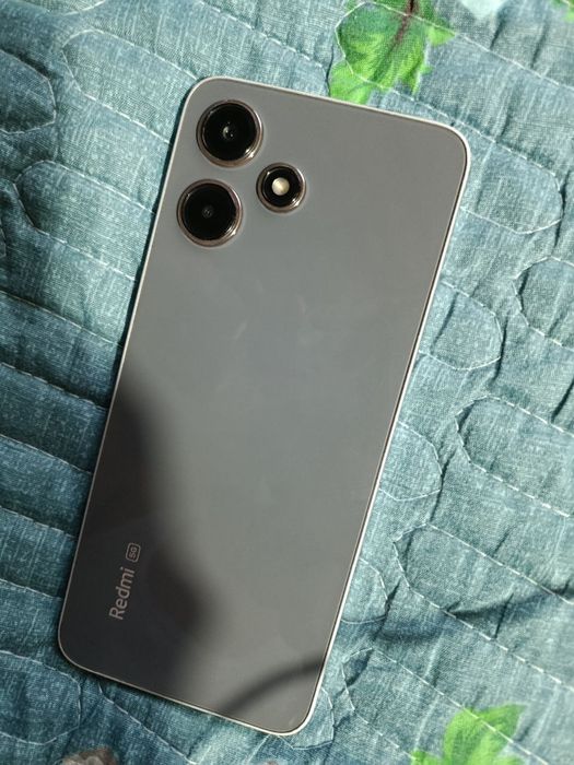 Xiaomi Redmi 12 5G.  SOTILADI