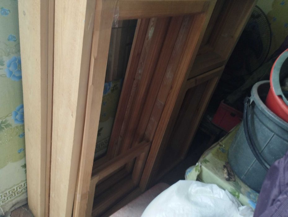 Рама оконная деревянная