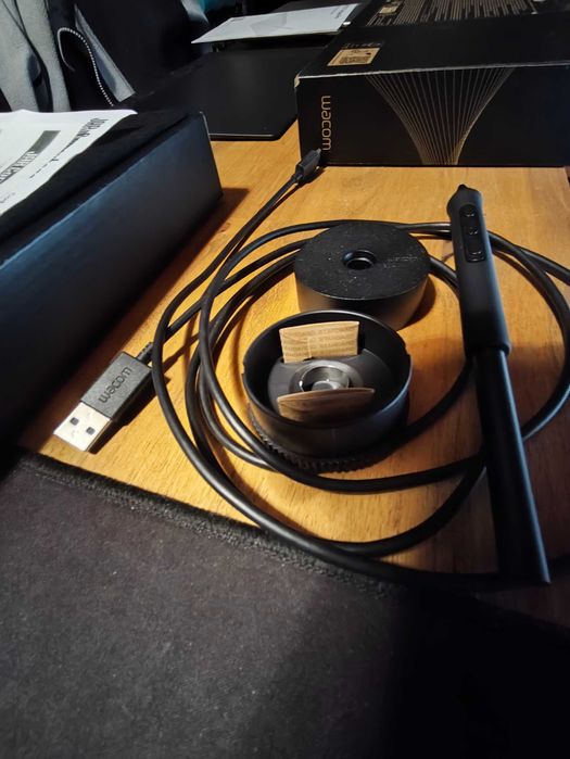 Графичен таблет Wacom Intuos Pro M 2025