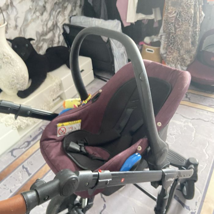 Продаи коляску 3в1
