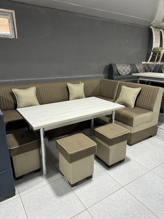 Кухонный уголок столи билан цех нархида ишлаб чиқарувчини ўзидан