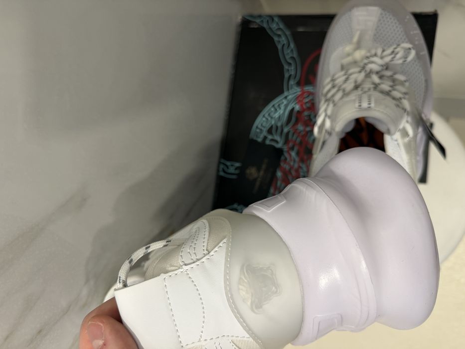 *PREMIUM*  Versace Chain Reaction White Calitate Premium ( Livrare cu Verificare Colet)