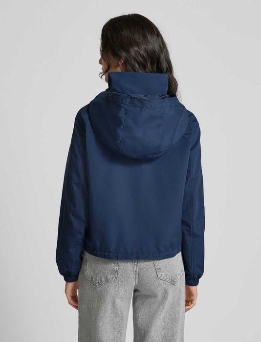 Елегантна дамска парка от колекцията Outdoor на VERO MODA