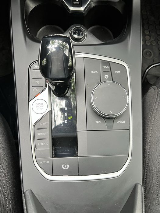 BMW 118i 2020 година