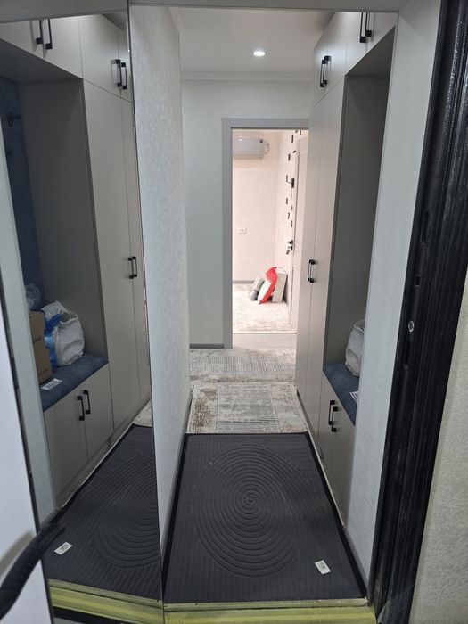 СВОЯ Чиланзар-13 1-2/1/5 Евро Нью-классика с Мебелью и техникой 62у.е.