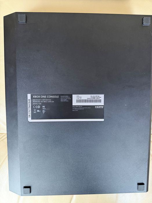 Xbox One Boxed с кутия