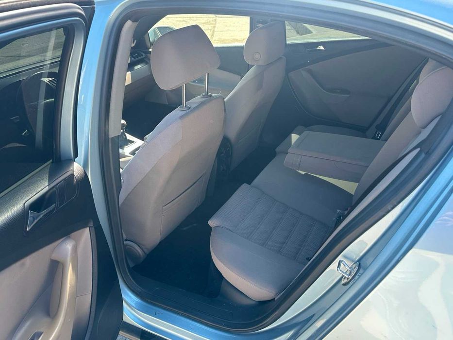 VOLKSWAGEN Passat 2005 — imagine 5