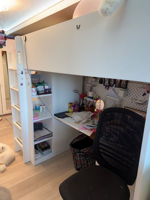 Ansamblu Pat Suprapus IKEA SMÅSTAD cu Birou, Dulap, Saltea și Scaun de Birou