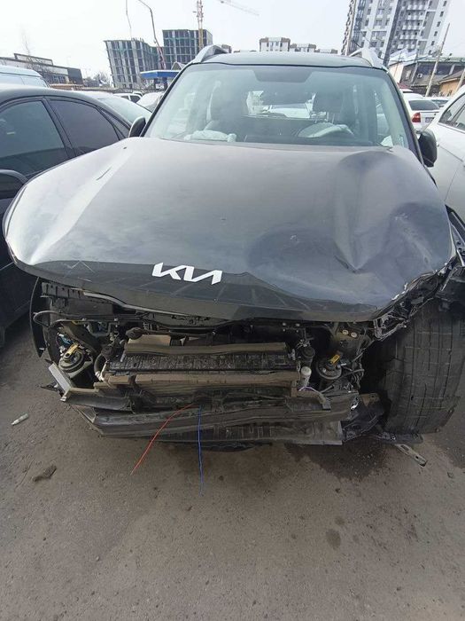 Продам аварийное авто киа сонет