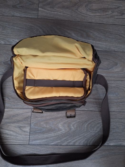 Geanta foto compartiment detasabil