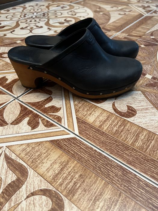 Продам обувь женскую сабо