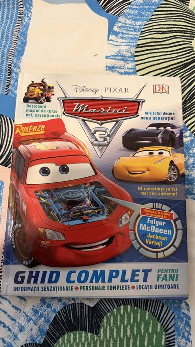 Carti pentru copii si seria fulger mcqueen si toy story