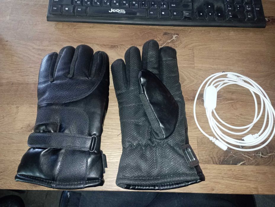 Ръкавици с нагреватели