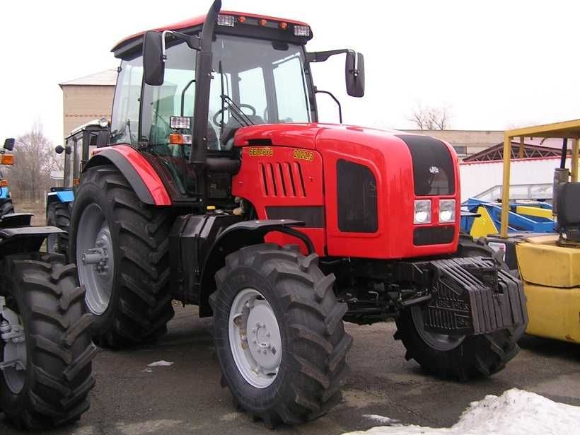 Трактор Беларус 2022, новый