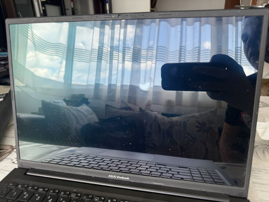 Asus vivobook лаптоп