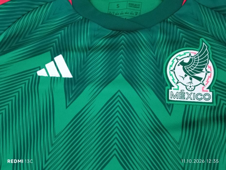 Футболна тениска adidas размер S