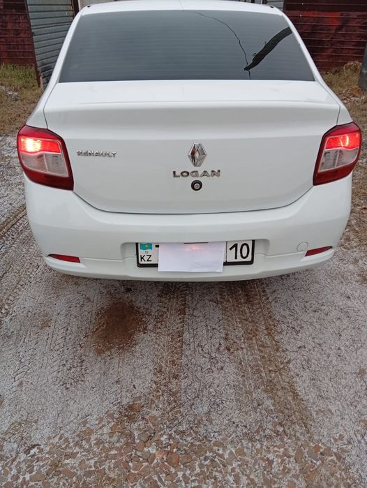 Рено Логан седан 2019 года