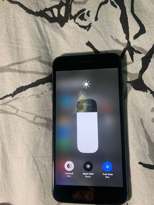 iPhone 8 plus срочно продаётся!