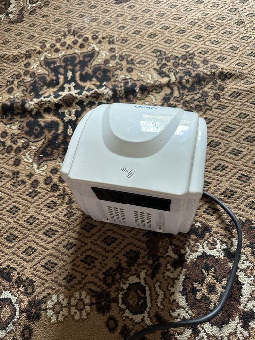 Uscător de mâini automat Deta 1001WH – 2300W –