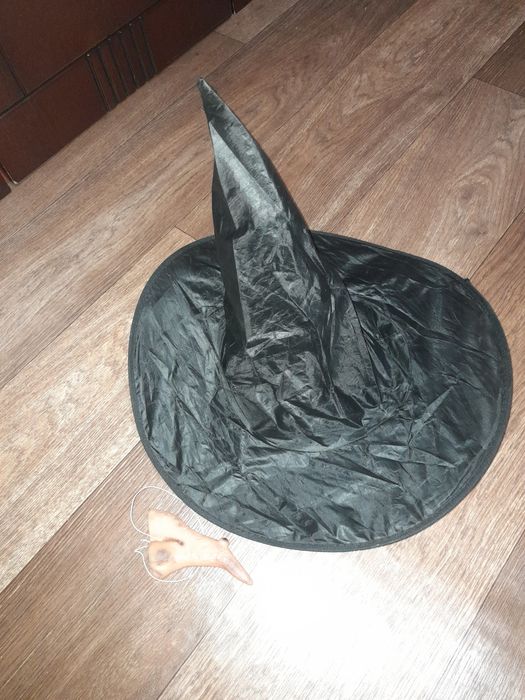 Колпак и нос  б/у  продам недорого