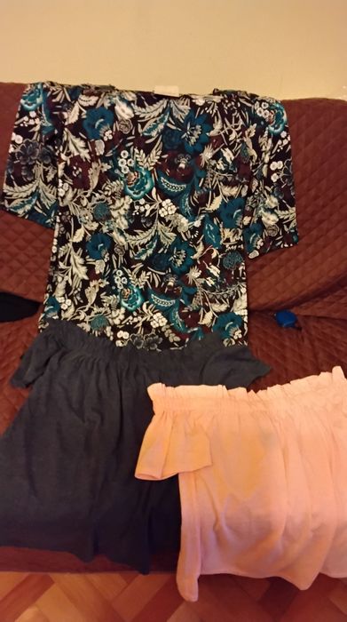 Rochie si 2 tricouri
