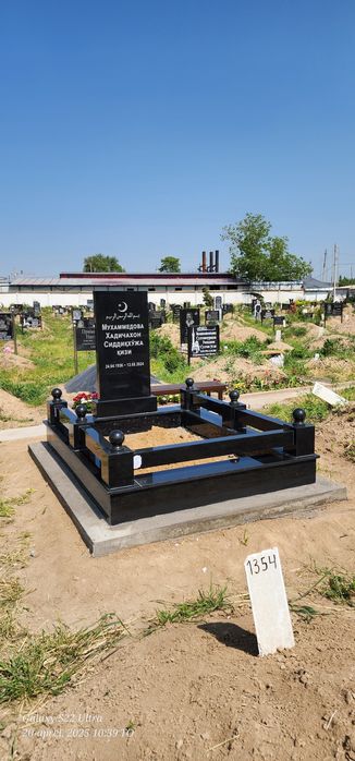 QABR TOSHLARI, yozib urnatish xizmati