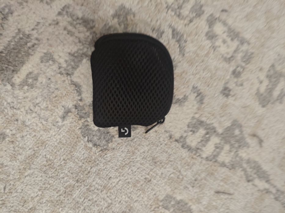 Продам наушники Logitech g333