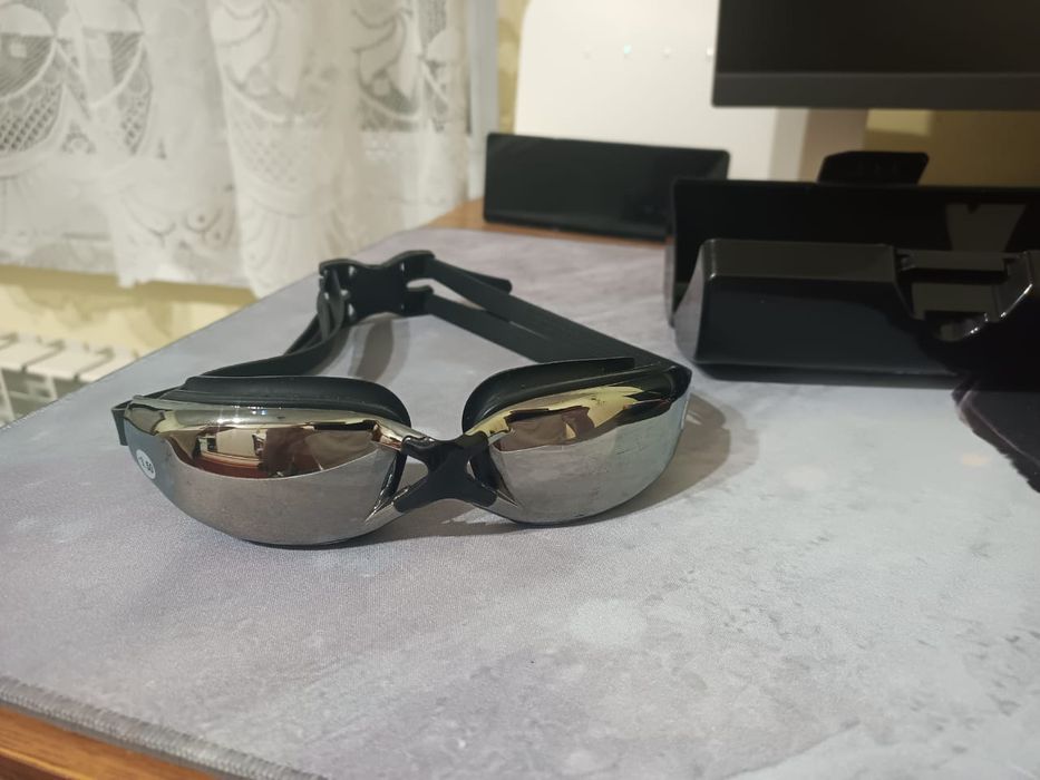 Продам очки затемнённые