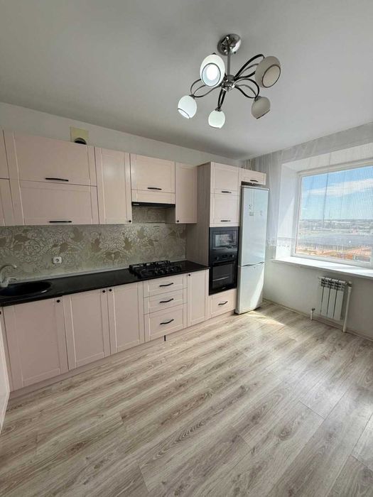 Продажа 2-комнатной квартиры Юбилейный 65м2