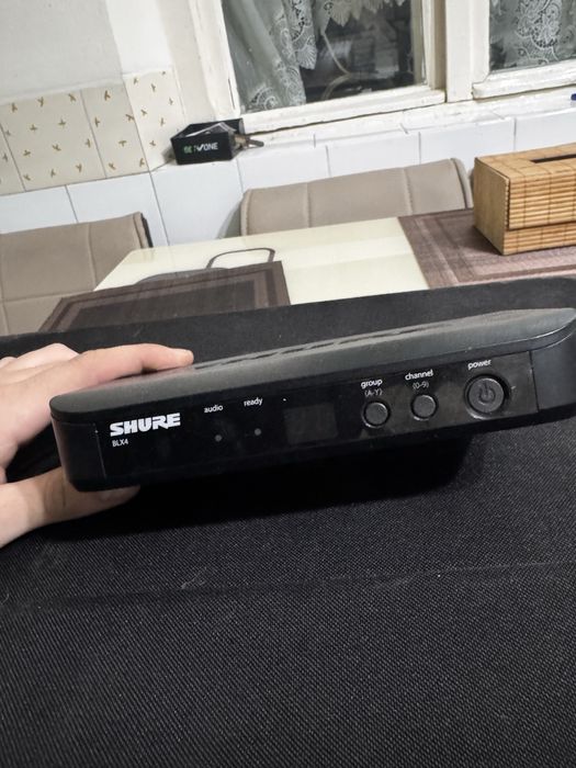 Vand reciver Shure BLX4 + BAG Transport