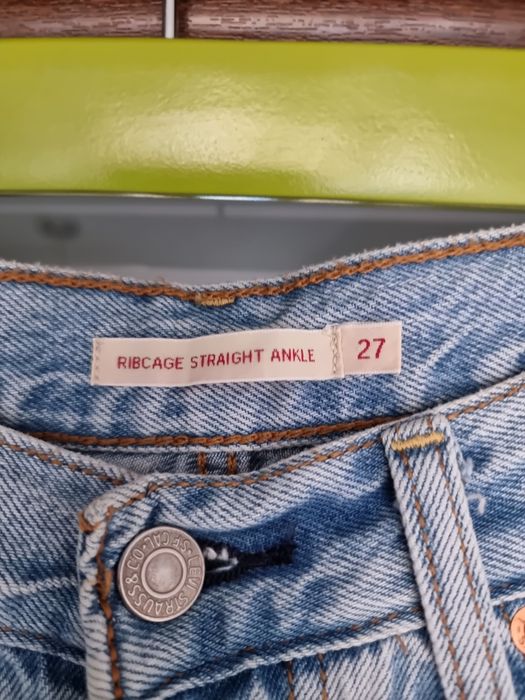 Blugi Levis , Ribcage