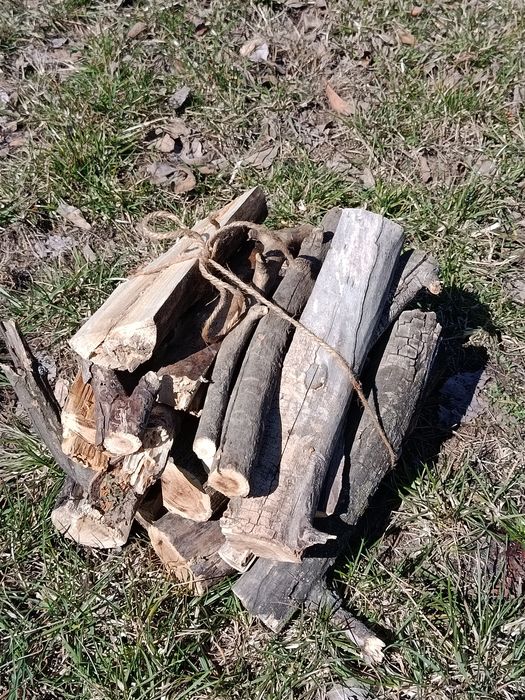 Дрова мешками, связками